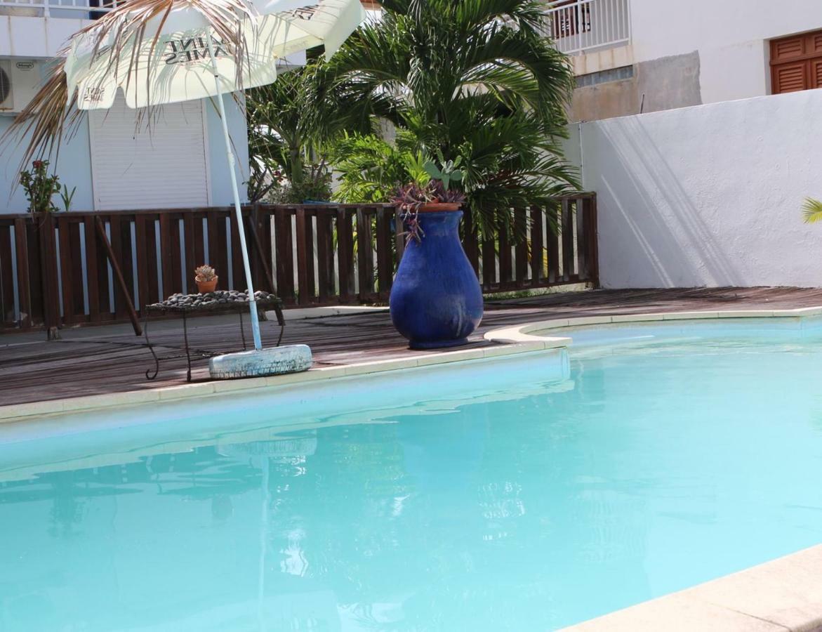 مدينة لو فوكلين Bed & Breakfast 6 Suites Piscine Et Plage Pointe Faula المظهر الخارجي الصورة