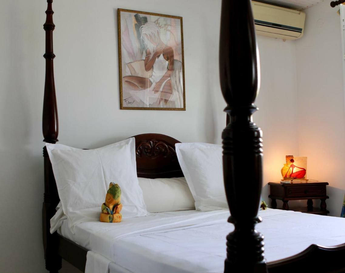 مدينة لو فوكلين Bed & Breakfast 6 Suites Piscine Et Plage Pointe Faula المظهر الخارجي الصورة